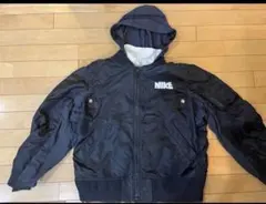 本日最終激安Nike x Sacai Layered Bomber Jacketのサムネイル