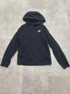NIKE 黒 フード付きパーカー　150cm 155cm