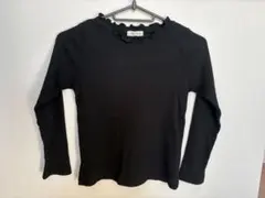 ブラック フリル付き長袖カットソー 130サイズ