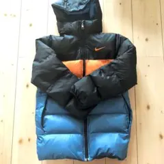 Nike フード付きダウンジャケット　150