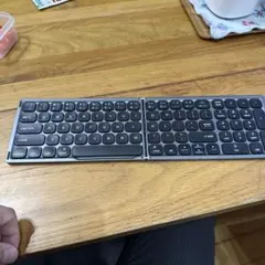 折りたたみ式 Bluetoothキーボード