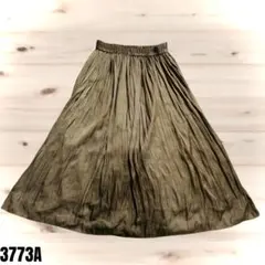 URBAN RESEARCH　オリーブグリーン フレアスカート 3773のサムネイル