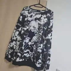 ニーアクロージング　トップス