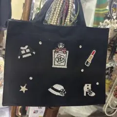ビジューモチーフ 黒 トートバッグ　新品