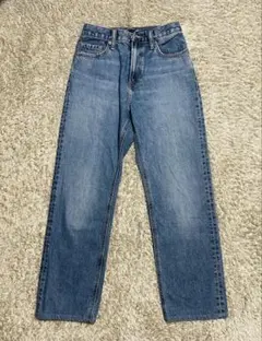 ユニクロジーンズ　ストレートハイライズジーンズ　24 ブルー　UNIQLO