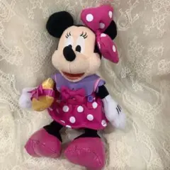 ディズニー　トゥーンミニー　ぬいぐるみバッジ　ミニーマウス