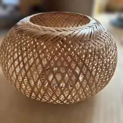 竹製の丸型バスケット