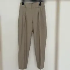 green label relaxing ベージュパンツ