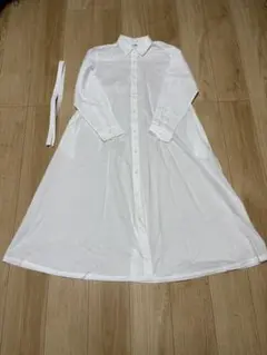 新品 ユニクロ UNIQLO ホワイト Aラインシャツワンピース Mサイズ
