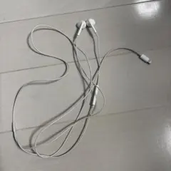 Lightning接続 ホワイト イヤフォン