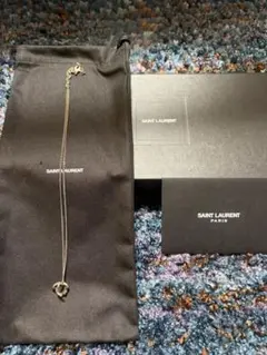 SAINT LAURENT ロゴ ネックレス シルバーカラーのサムネイル
