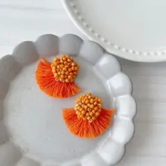 つぶつぶビーズ フリンジ オレンジ ビーズ刺繍 ピアス/イヤリング