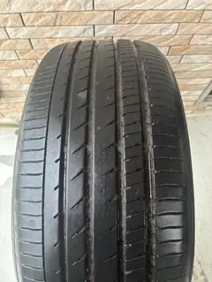 4本中2本25年YOKOHAMA245/50R18 ADVAN dB V553 4本中2本25年YOKOHAMA245/50R18 ADVAN dB V553 - メルカリ