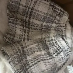 チェック柄ツイードショートパンツ
