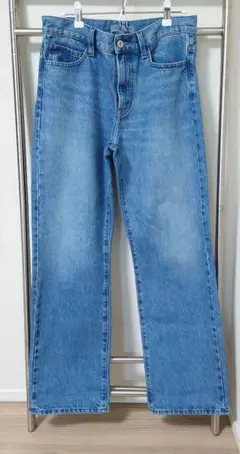 UNIQLO ストレートジーンズ