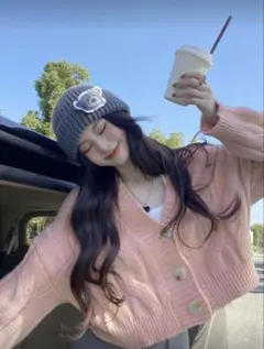 無地柄ドロップショルダーケーブルニット カーディガン