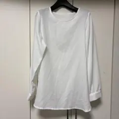 アルファベッツアルファベット❤︎丈長白ブラウス⭐︎重ね着にも⭐︎美品！