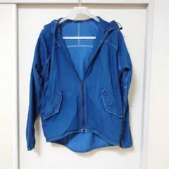 ブルーナボイン パーカー