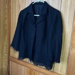 レーストリム付き黒七分袖ブラウス　薄手