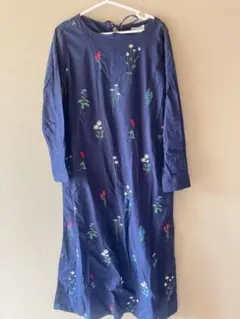 サニークラウズ 花図鑑刺繍ワンピースのサムネイル