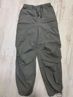 GU グレー カーゴパンツ Sサイズ