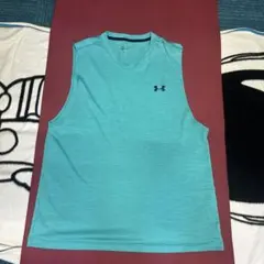 く*か様 Under Armour ライトブルータンクトップ L