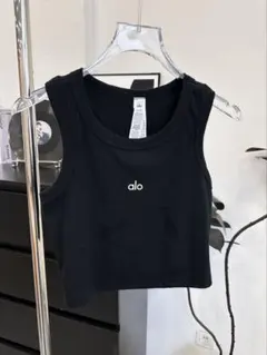Alo Yoga クロップド リブ タンクトップ ブラック Mサイズ