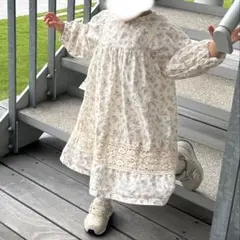 the beige 花柄ワンピース