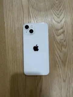 Apple iPhone 13 本体のサムネイル
