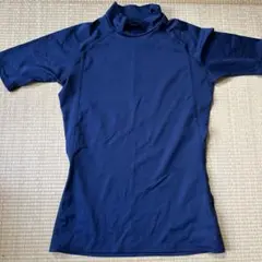 ハイネック ウェア