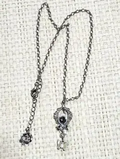 アクシーズファム　axes femme　ネックレス　薔薇と蝶