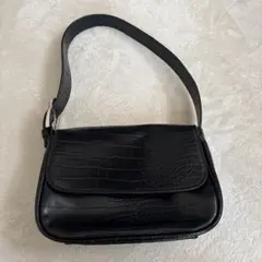 Bershka クロコ型押し ショルダーバッグ ブラックのサムネイル