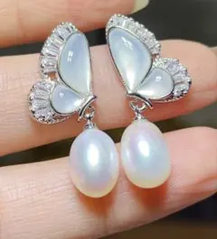 エレガントな蝶デザインピアス　本真珠　s925シルバー アレルギー防止