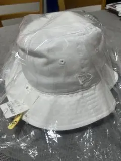 クリーニング済み　New Era バケットハット ホワイト