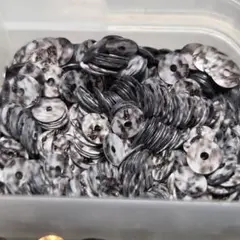 黒白マーブル スパンコール 2ｇ 約550枚