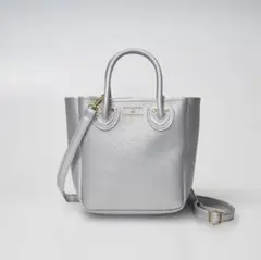 シルバー レザー ショルダーバッグ