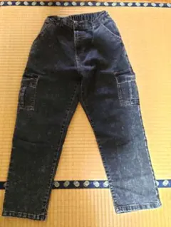 ダークグレー カーゴパンツ