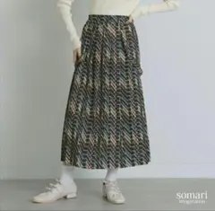 somari レトロ柄 サスペンダー付きプリーツスカートのサムネイル