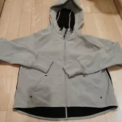 ナイキ　スウェット　パーカー(おそらくレディース用です)