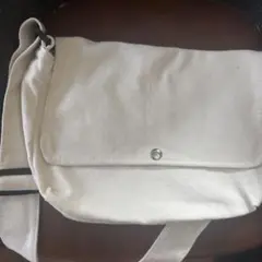 ホワイトキャンバスバッグ