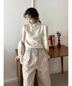 リリーブラウン　タートルネックノースリニットトップス