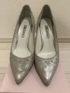 ダイアナ　シルバーパンプス　ヒール　24センチ
