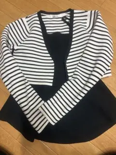 snidelストライプ長袖カーディガンと黒トップスセット