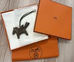 美品⭐︎HERMESエルメス　ロデオペガサスPM　ソーエトゥープ　バッグチャームのサムネイル