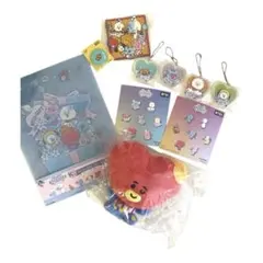 BT21 TATAぬいぐるみ　シール　ファイル　缶バッヂ　コースター　ストラップ