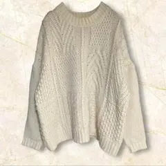 アーバンリサーチドアーズ　長袖ニット　セーター　ケーブル編　ゆったり　カジュアル