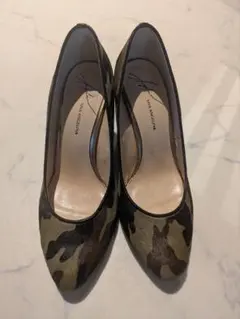 VIVIENNE WESTWOOD 迷彩柄パンプスのサムネイル