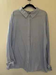 ZARA 青と白のストライプ長袖シャツ