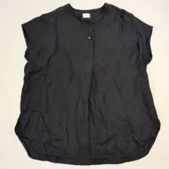 アーバンリサーチドアーズ リネンフレンチノーカラープルオーバー　ブラウス