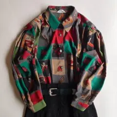 used レトロ モチーフ 総柄 ブラウス 古着 ヴィンテージ vintage